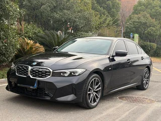 BMW 3 Series 2025 325Li M Sports suit