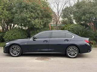 BMW 3 Series 2025 325Li M Conjunto deportivo exterior foto 3