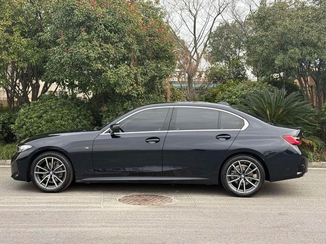 BMW 3 Series 2025 325Li M Conjunto deportivo exterior foto 3