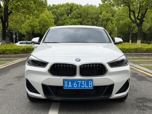 BMW X2 2022 sDrive25i M Off-road suit exterior photo 2