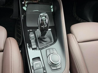 BMW X2 2022 sDrive25i M Off-road suit interior photo 12