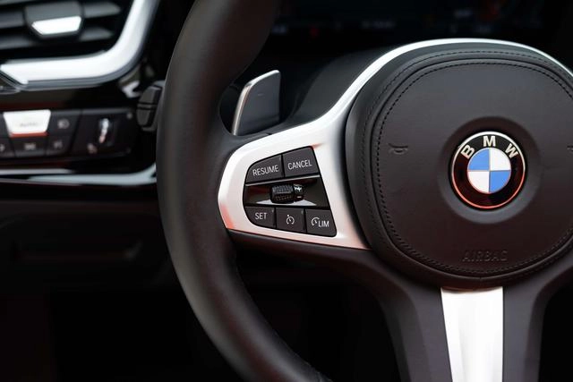 BMW Z4 2023 sDrive 25i M Sports suit interior photo 18