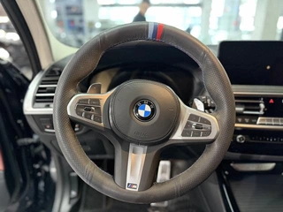 BMW X3 2023 xDrive30i Leading Type M Obsidian Night Suit interior photo 11 BMW X3 2023 xDrive30i Leading Type M Obsidian Night Suit interior photo 11