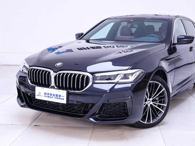 BMW 5 Series 2023 Restyling 530Li Leading Type M Sports suit exterior photo 3