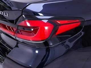 BMW 5 Series 2023 Restyling 530Li Leading Type M Sports suit exterior photo 10