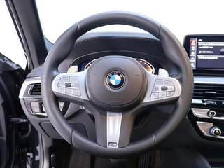 BMW 5 Series 2023 Restyling 530Li Leading Type M Sports suit interior photo 17