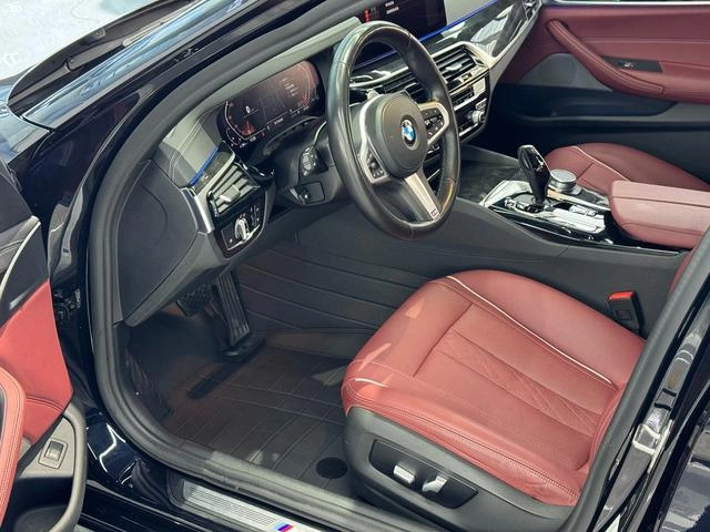 BMW 5 Series 2022 Segundo cambio 525Li M Conjunto deportivo exterior foto 4