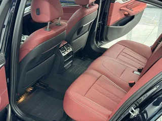 BMW 5 Series 2022 Segundo cambio 525Li M Conjunto deportivo interior foto 9