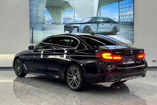 BMW 5 Series 2022 Segundo cambio 525Li M Conjunto deportivo interior foto 11