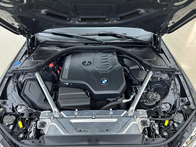 BMW 4 Series 2023 425i M Sports suit interior photo 14