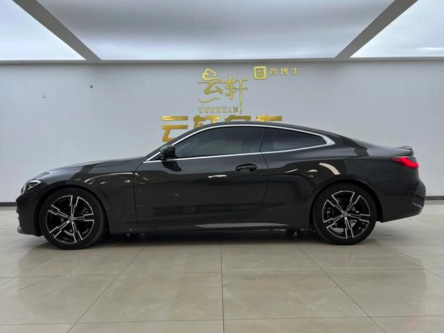 BMW 4 Series 2023 425i M Sports suit interior photo 15
