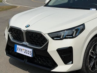 BMW X2 2024 sDrive25i M Sports suit exterior photo 4