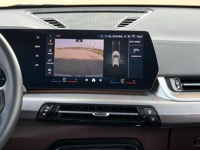 BMW X2 2024 sDrive25i M Sports suit exterior photo 10