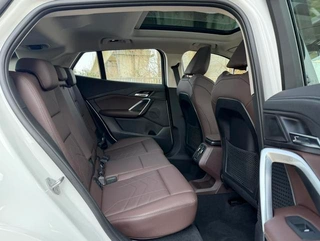 BMW X2 2024 sDrive25i M Sports suit interior photo 15