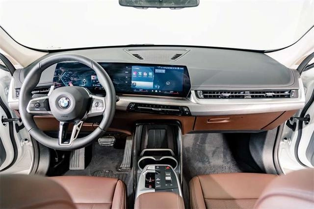 BMW X1 2023 sDrive25Li M Ensemble de sport intérieur photo 11