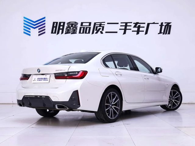 BMW 3 Series 2023 325Li M Sports suit exterior photo 8