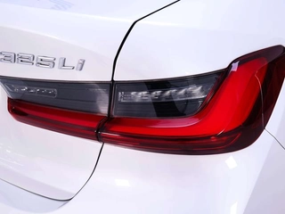 BMW 3 Series 2023 325Li M Sports suit exterior photo 10