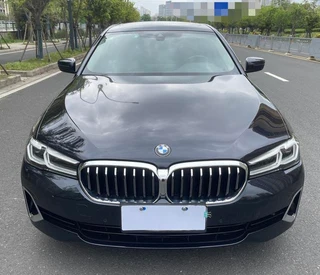 BMW 5 Series 2022 Restyling 530Li Leading Type Luxury Set exterior photo 3