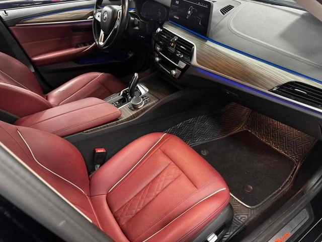 BMW 5 Series 2022 Restyling 530Li Leading Type Luxury Set interior photo 16