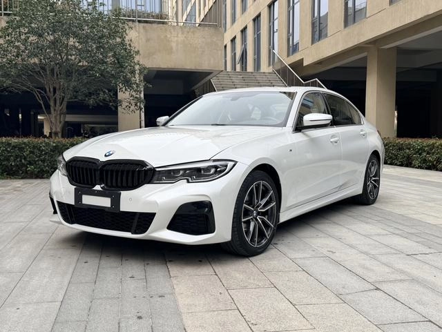 BMW 3 Series 2022 320Li M Conjunto deportivo exterior foto 1 BMW 3 Series 2022 320Li M Conjunto deportivo exterior foto 1