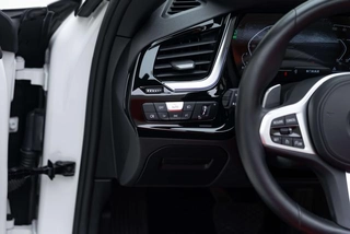 BMW Z4 2023 sDrive 25i M Sports suit interior photo 11