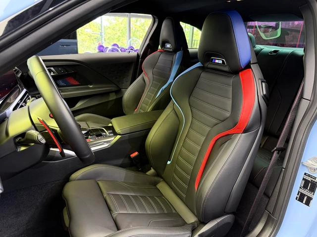 BMW M2 2023 M2 Купе интерьер фото 8