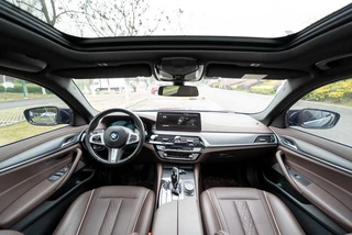 BMW 5 Series 2022 530Li Leading Type M Sports suit interior photo 10