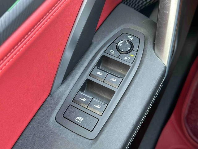 BMW X1 2023 sDrive25Li X Design Suit interior photo 15