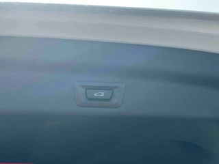 BMW X1 2023 sDrive25Li X Design Suit interior photo 17