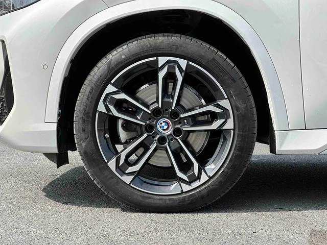 BMW X1 2023 sDrive25Li X Design Suit interior photo 18