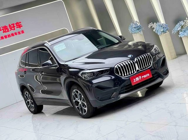 BMW X1 2022 sDrive25Li Leading Type exterior photo 3