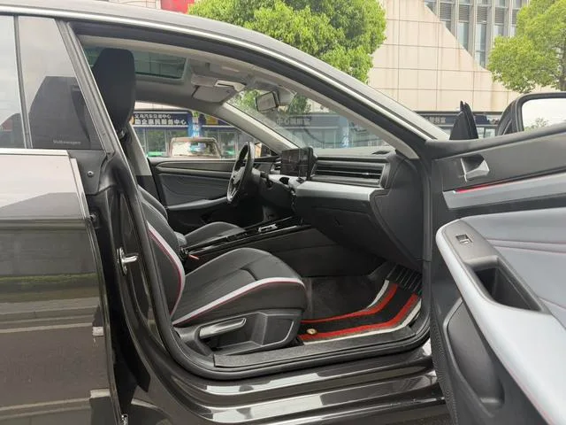 Volkswagen Lamando 2022 Lamando L 280TSI DSG Spicy Edition interior photo 11