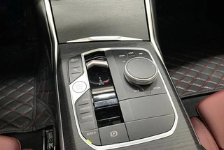 BMW 3 Series 2025 325Li M Sports suit interior photo 8 BMW 3 Series 2025 325Li M Sports suit interior photo 8