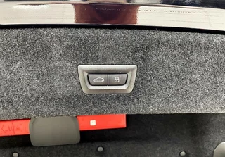 BMW 3 Series 2025 325Li M Sports suit interior photo 11 BMW 3 Series 2025 325Li M Sports suit interior photo 11