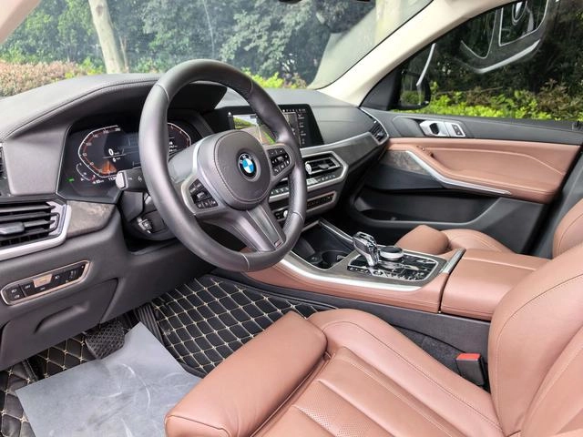 BMW X5 2021 xDrive30i M Sports suit interior photo 7