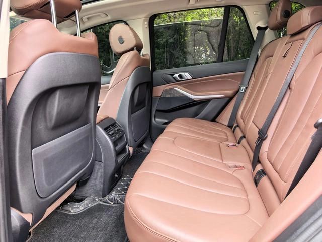 BMW X5 2021 xDrive30i M Sports suit interior photo 8