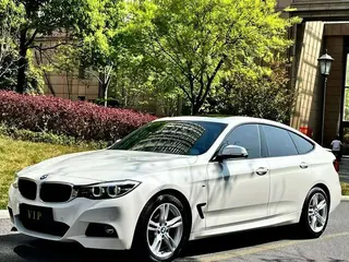 BMW 3 Series GT 2020 320i M Conjunto deportivo