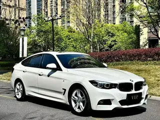 BMW 3 Series GT 2020 320i M Conjunto deportivo exterior foto 3 BMW 3 Series GT 2020 320i M Conjunto deportivo exterior foto 3
