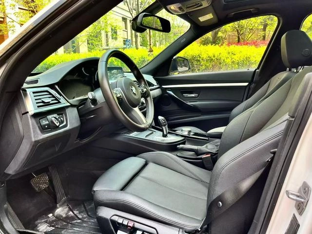 BMW 3 Series GT 2020 320i M Conjunto deportivo exterior foto 4 BMW 3 Series GT 2020 320i M Conjunto deportivo exterior foto 4