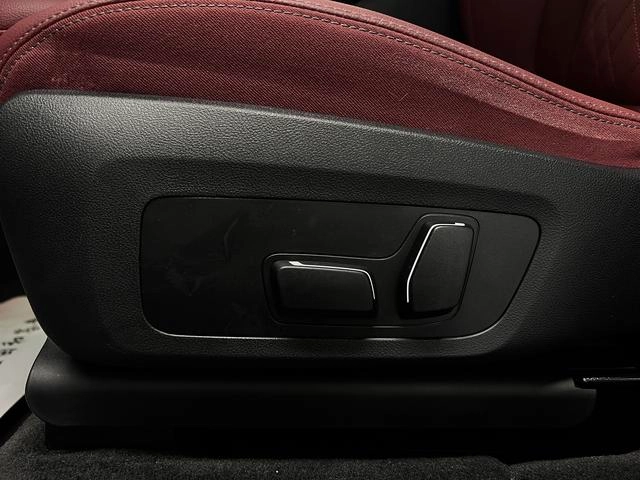 BMW X3 2022 Restyling xDrive25i M Sports suit interior photo 15