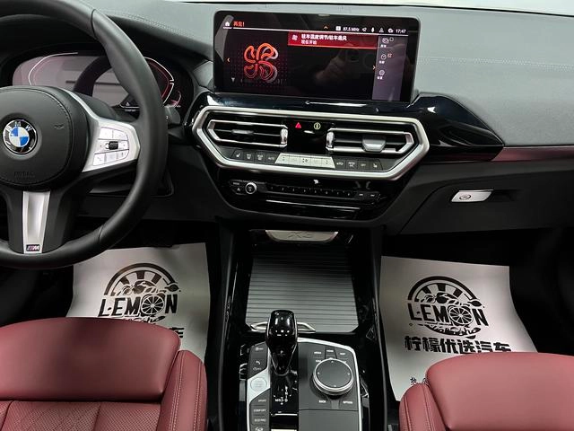 BMW X3 2022 Restyling xDrive25i M Sports suit interior photo 17