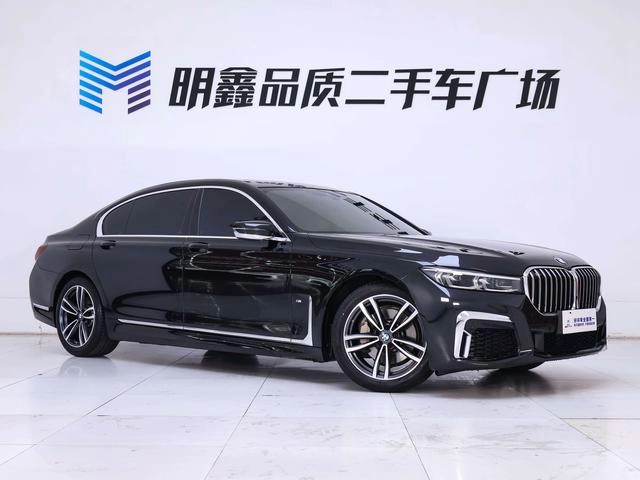 BMW 7 Series 2019 730Li M Conjunto deportivo exterior foto 6 BMW 7 Series 2019 730Li M Conjunto deportivo exterior foto 6