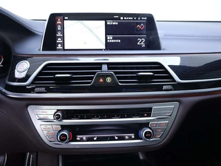 BMW 7 Series 2019 730Li M Conjunto deportivo interior foto 11 BMW 7 Series 2019 730Li M Conjunto deportivo interior foto 11