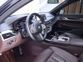 BMW 7 Series 2019 730Li M Conjunto deportivo interior foto 12 BMW 7 Series 2019 730Li M Conjunto deportivo interior foto 12