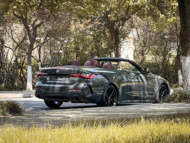 BMW 4 Series 2022 Restyling 425i Convertible M Sports Night Suit exterior photo 5