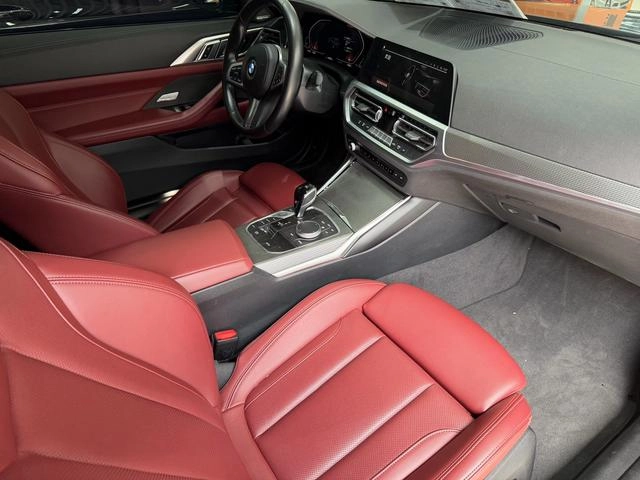 BMW 4 Series 2022 Restyling 425i Convertible M Sports Night Suit interior photo 18