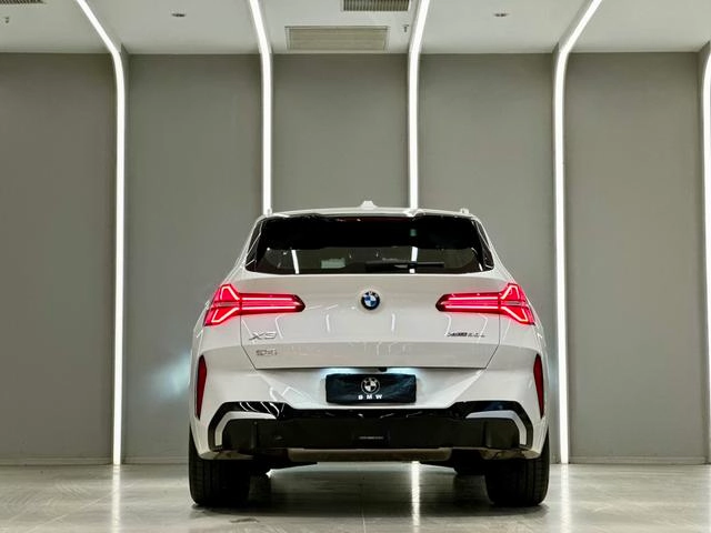 BMW X3 2025 xDrive30L Premium Class M Sports suit exterior photo 5