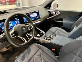 BMW X3 2025 xDrive30L Premium Class M Sports suit interior photo 8