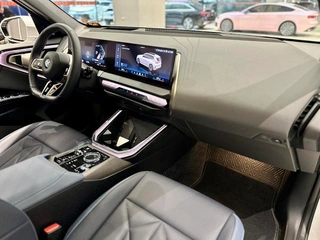 BMW X3 2025 xDrive30L Premium Class M Sports suit interior photo 9