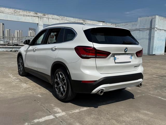 BMW X1 2021 Reforma sDrive25Li Líder exterior foto 6